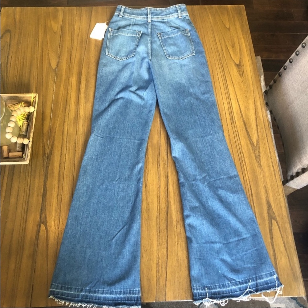 We The Free High rise flare jeans raw hem - Picture 7 of 8